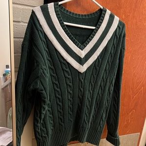 Vintage v neck green cable knit sweater